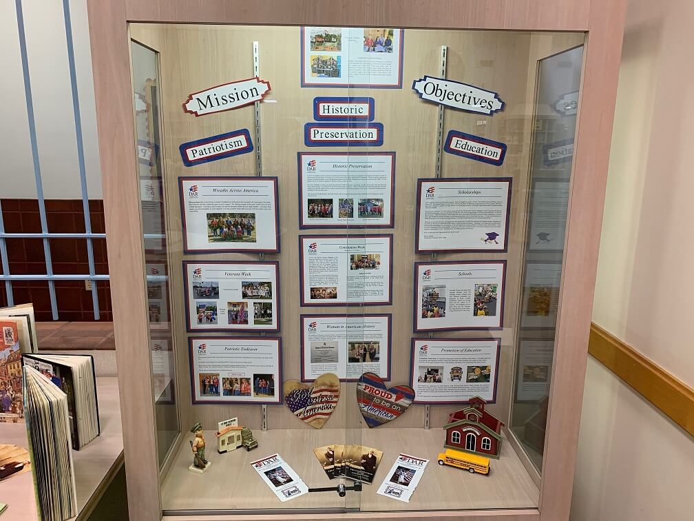 Daughters of the American Revolution Display right side