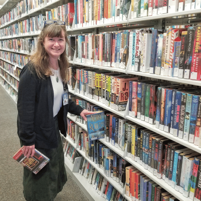 Central Ridge Library Aide, Stephanie